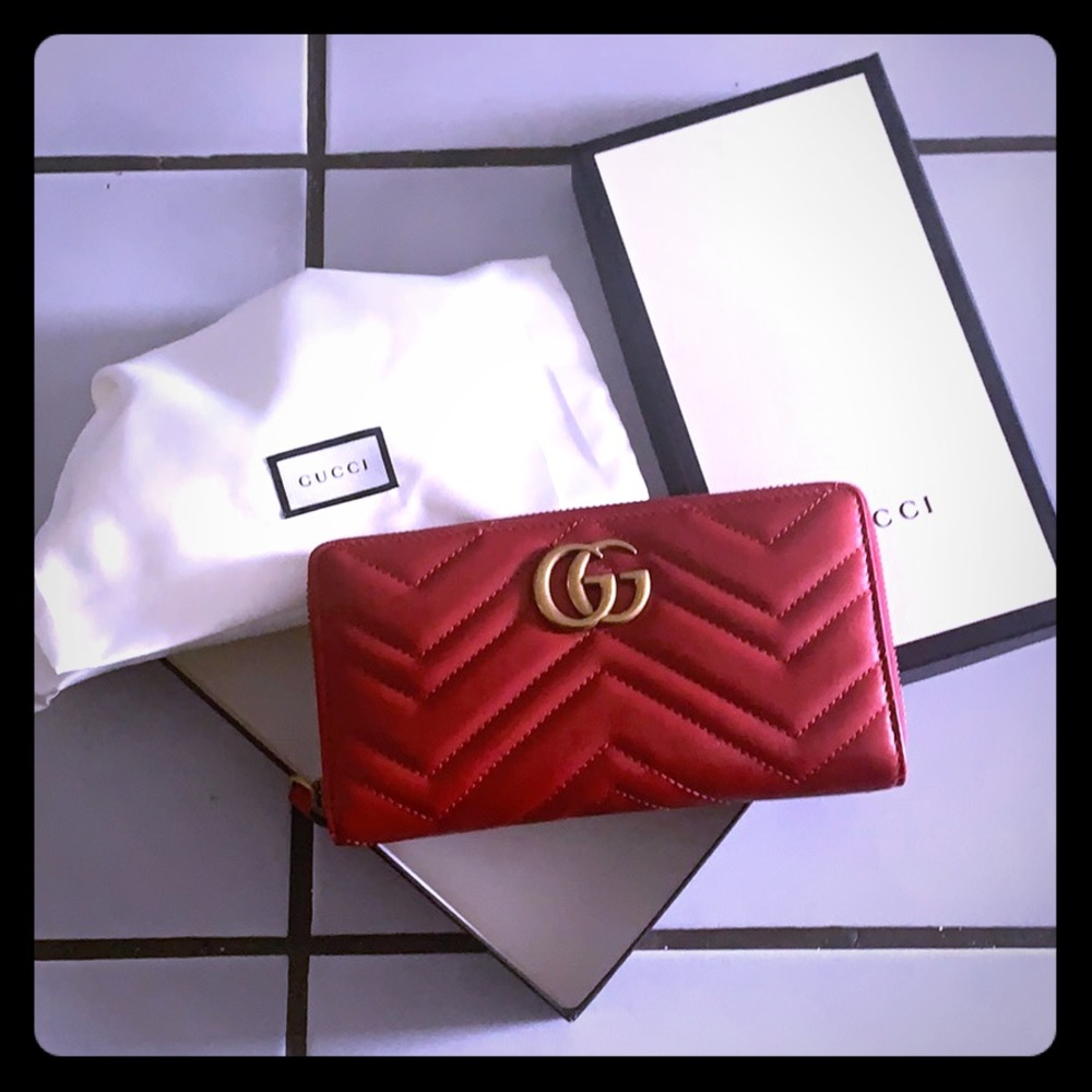 Gucci wallet